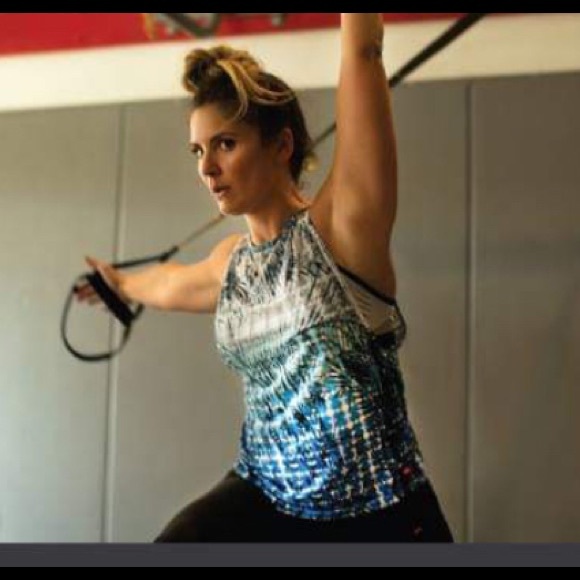 Pink Lotus Sleeveless Tee - Picture 6 of 7